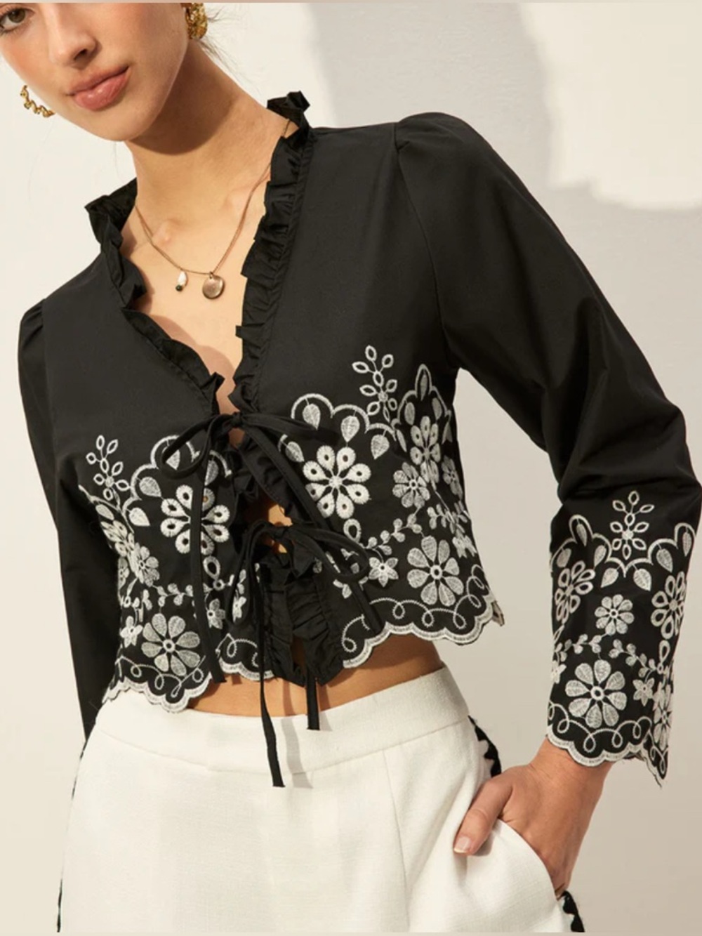 HM Black Embroidered Tie Front Top Size M
NWT - Picture 1 of 8